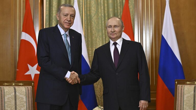 Cumhurbaşkanı Erdoğan Putin’le görüştü