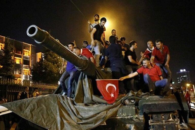 TBMM Başkanı Numan Kurtulmuş, “15 Temmuz ile birlikte artık isteriz ki Türkiye’de darbeler dönemi geride kalmıştır”