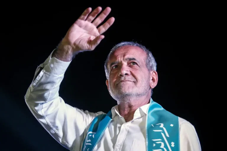 İran’ın Yeni Cumhurbaşkanı Mesud Pezeşkiyan