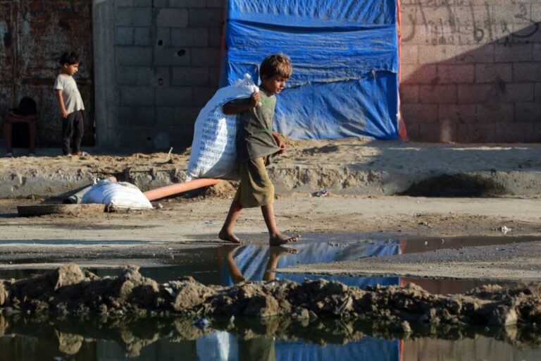 Hamas, Adalet Divanı’nın tutumunu memnuniyetle karşıladı ve İsrail işgalinin “derhal” sona erdirilmesi çağrısında bulundu