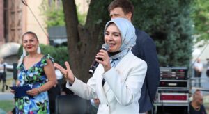 Bakan Mahinur Özdemir Göktaş “Gurbet Kuşu Festivali”ne katıldı…