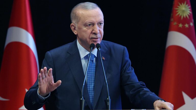 Erdoğan: Mavi Vatan’a sahip çıkma noktasında en küçük bir geri adım atmayacağız