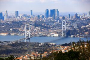 Asya ve Avrupa’yı Birleştiren Şehir Aziz İstanbul!