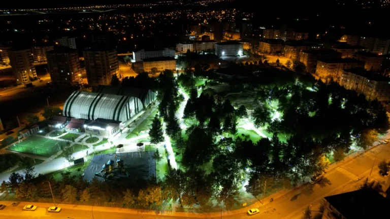 Kızılelma Parkı Işıl Işıl