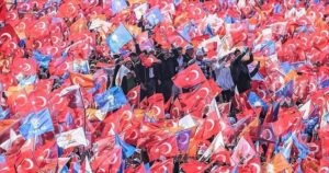 Bugün AK Parti’nin kuruluş yıldönümü…AK Parti’ye kimler katılacak?