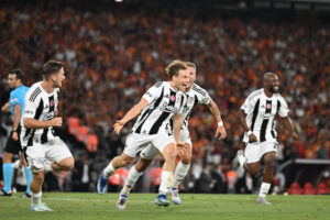 Cumhurbaşkanı Erdoğan’dan Beşiktaş’a tebrik