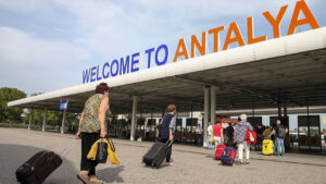 Antalya havalimanı eziyet limanı oldu!