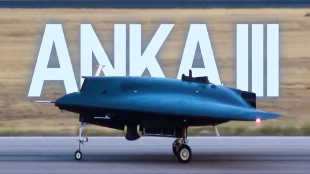 ANKA III iniş takımlarını havada kapattı