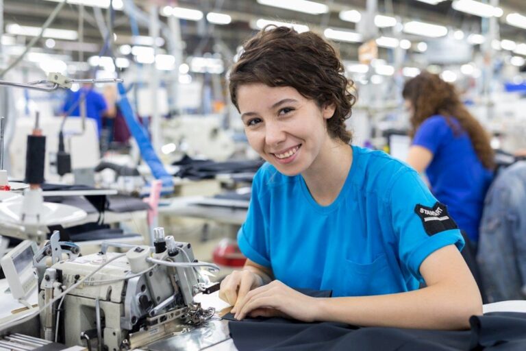 İş Pozitif Kadın İstihdam Programı aracılığıyla 430 bin kadın işe yerleştirildi