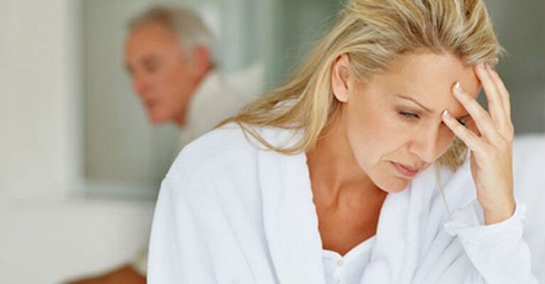 45 yaş altındaki kadınların yüzde 5’inde erken menopoz, 40 yaşın altındaki kadınların yüzde 1’inde prematür menopoz görülüyor