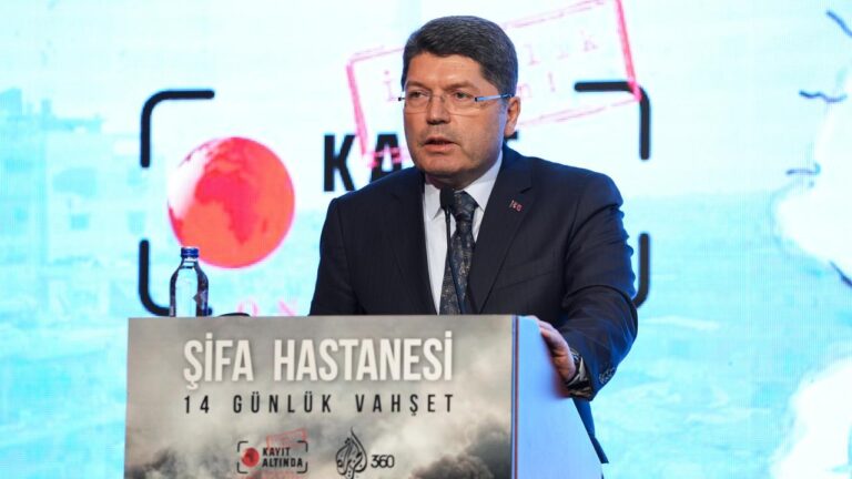 Bakan Tunç: TRT ve Anadolu Ajansı’nın mücadelesi Gazze’de tarihe not düştü