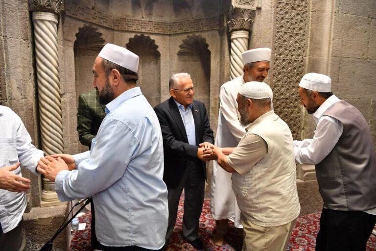 Kayseri’de ‘Aileler, Sabah Namazında Buluşuyor’ Programı