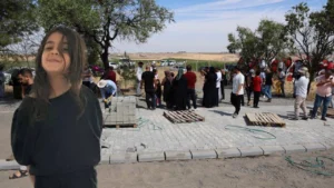 Narin Güran’ın Diyarbakır’daki mezarına Türkiye’nin dört bir yanından ziyaretçi akını