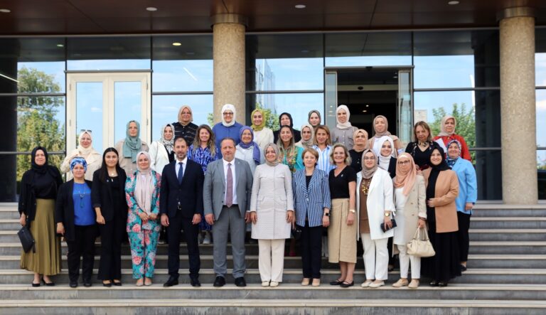 Eski Bakan Sayan’dan Kocaeli Ticaret Odası kadın girişimcileri ile özel görüşme