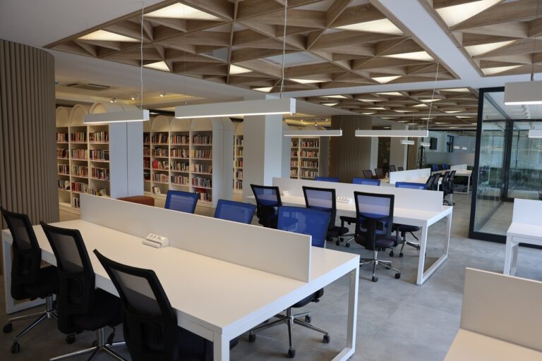 Kartepe Kütüphanesi hizmete açılıyor