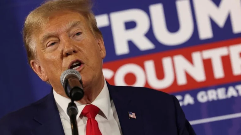 Trump: ‘Zelenskiy tarihin en büyük pazarlamacısı, ABD’ye her gelişinde 60 milyar dolarla dönüyor’