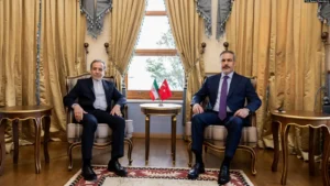 Fidan, İranlı mevkidaşıyla görüştü: “Netanyahu bölgede sürekli yeni cepheler açıyor; İran’ı da bu savaşın içine çekmeye çalışıyor”