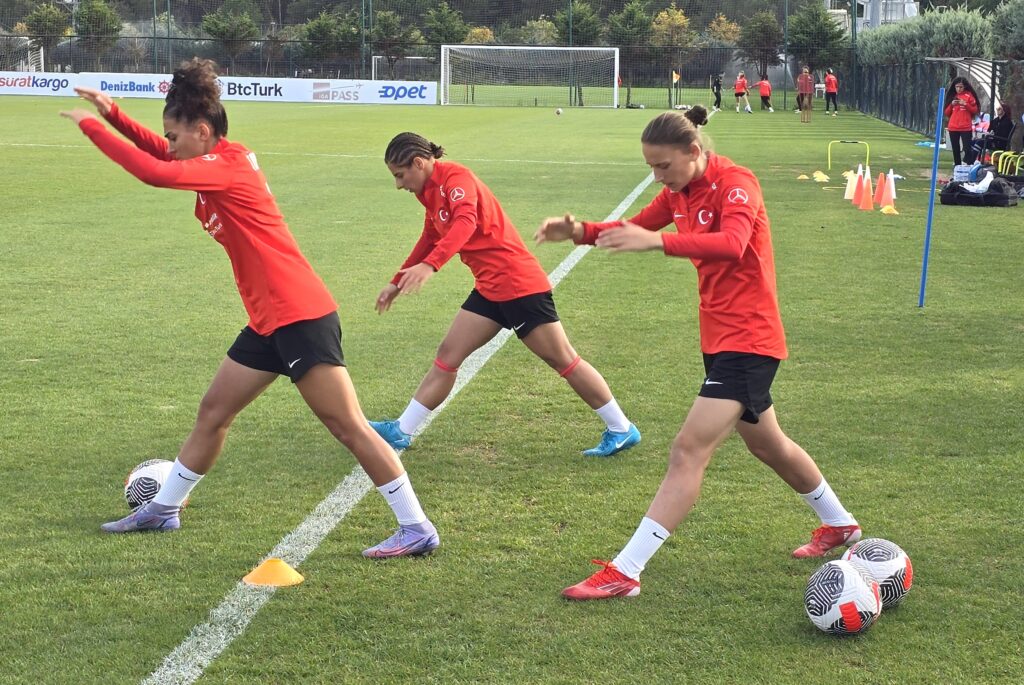 Kadın A Millî Takımımızın Tarihi Ukrayna Maçları Hazırlıkları Başladı