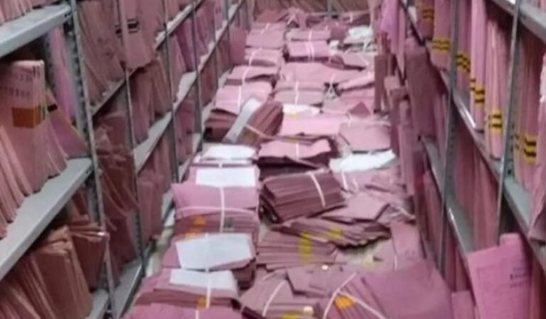 CHP Kocaeli Milletvekili Prof. Dr. Mühip Kanko, “İcra Dosya Sayısı 40 Milyona Dayandı!” 