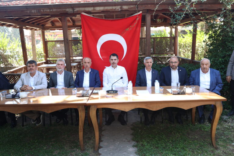 Bakan Kurum’dan Kahramanmaraş’ta sanayi esnafına 1,5 milyon Tl’lik destek açıklaması