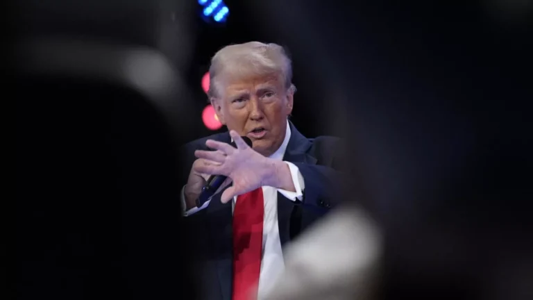 Savaşlardan ekonomiye: Trump dünya için Harris’ten farklı ne vaat ediyor?