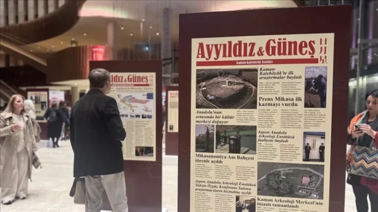 Türk-Japon Diplomatik İlişkilerinin Yüz Yılı Sergisi: Ayyıldız ve Güneş