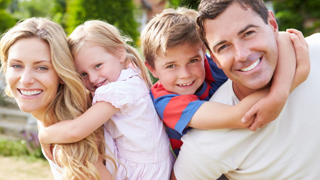 Göktaş, “Türkiye’de aile çok daha kıymetli bir değer ve her türlü zorluk karşısında sığınılacak bir liman”