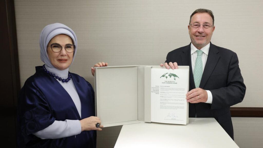 Emine Erdoğan BM Kalkınma Programı İcra Direktörü ile görüştü