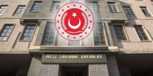 Millî Savunma Üniversitesi’nden (MSÜ) bazı sosyal medya hesaplarında paylaşılan kitap kapağındaki görsel hakkında açıklama