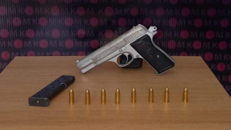 Ruhsatsız silah taşıyanlara dört yıl hapis cezası