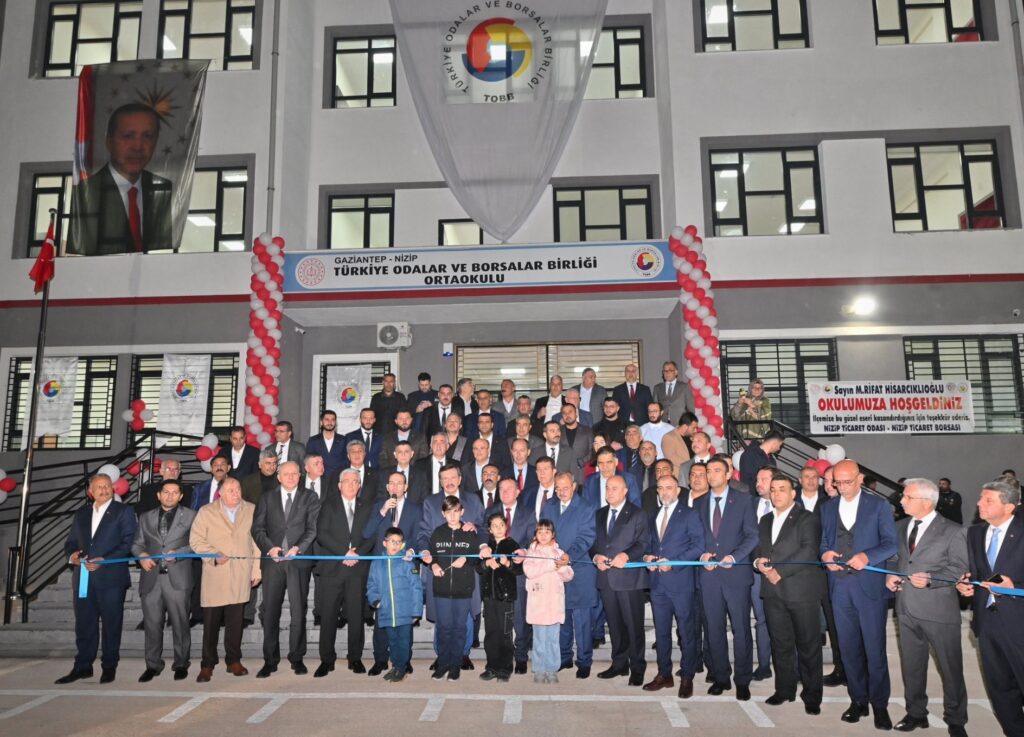Nizip TOBB Ortaokulu ile eğitimde yeni bir adım atıyor