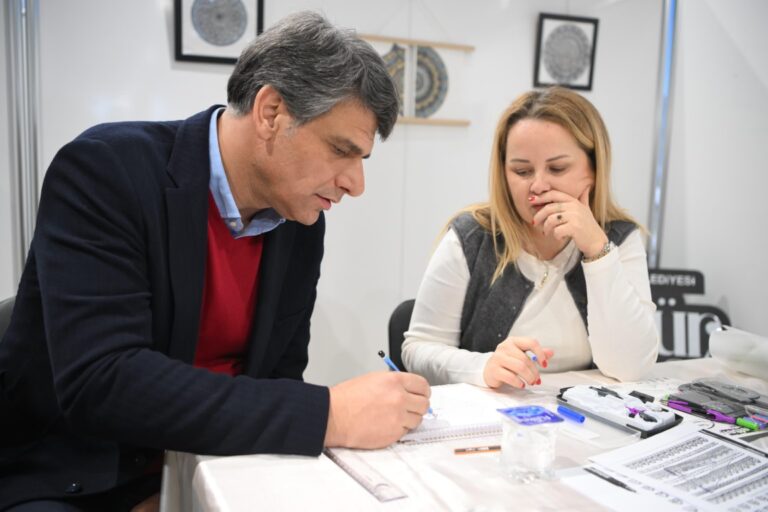 Mandala Sergisi “Geçmişten Geleceğe Sevgiyle” Kartepe’de