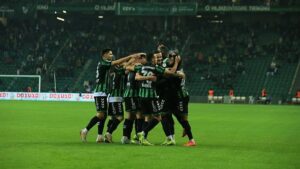 Futbol kalitesi düşük ama 3 puan güzel!