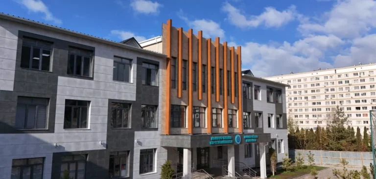 Kırgızistan’daki FETÖ İltisaklı SAPAT Okulları Türkiye Maarif Vakfına Devredildi