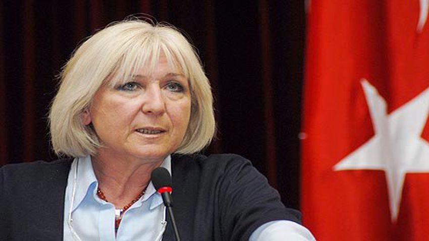 Banu Avar: Amerika hem HTŞ’yi hem de YPG’yi destekliyor