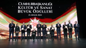 Cumhurbaşkanı Erdoğan: “Kalıcı olan, yarınlara akıl ve ruh ileten sadece ve sadece kültür sanat eserleridir”