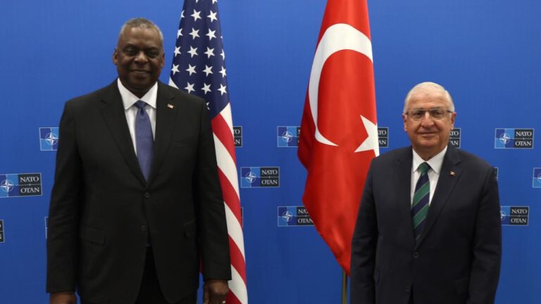 Bakan Güler, ABD’li mevkidaşı ile görüştü