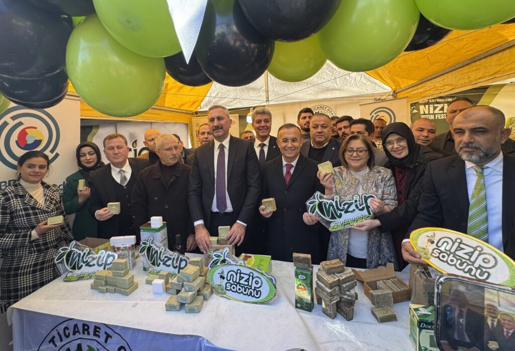 Nizip Ticaret Odası Standına Protokol ve Halktan Yoğun İlgi
