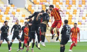 Kocaelispor 3 puanı 3 golle aldı!