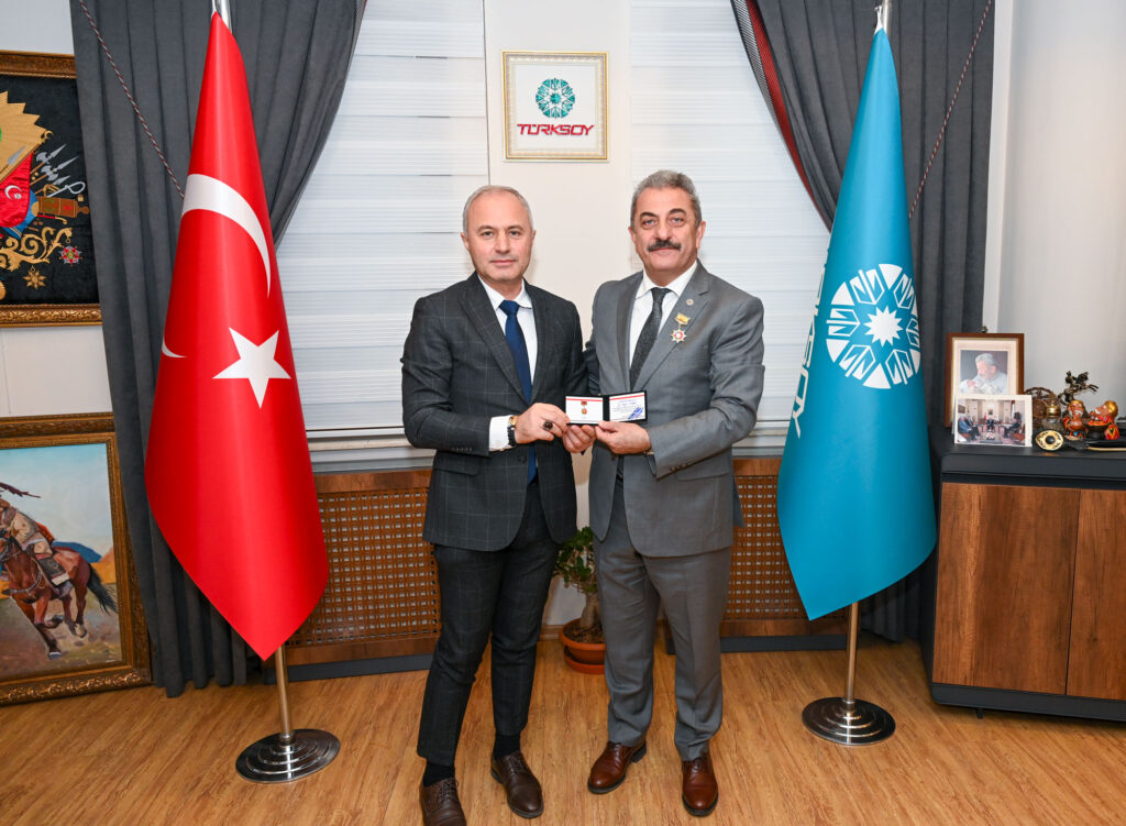 Azaflı Sosyal Yardım ve Kültür Derneği’nden, TÜRKSOY Genel Sekreter Yardımcısı Sayit Yusuf’a “Türk Dünyasına ve Türk Kültürüne Hizmet Ödülü”