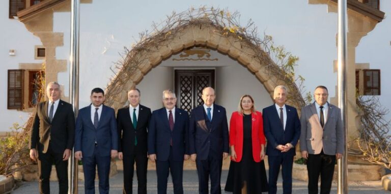 KKTC Cumhurbaşkanı Ersin Tatar, TBMM Güvenlik ve İstihbarat Komisyonu heyetini kabul etti