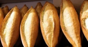 Türkiye’nin en pahalı ekmeğini Kocaeliler yiyor. Ekmeğe 1 yılda yüzde100 zam yapıldı