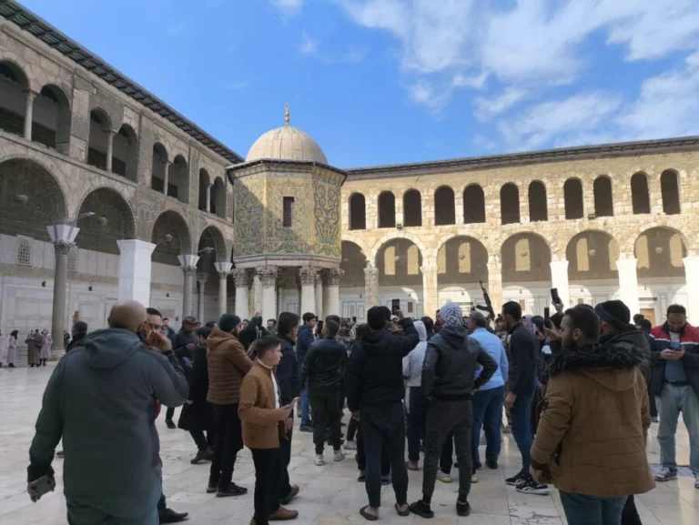 Emevi Camii imamı: Erdoğan’ın yardım elini hepimiz gördük