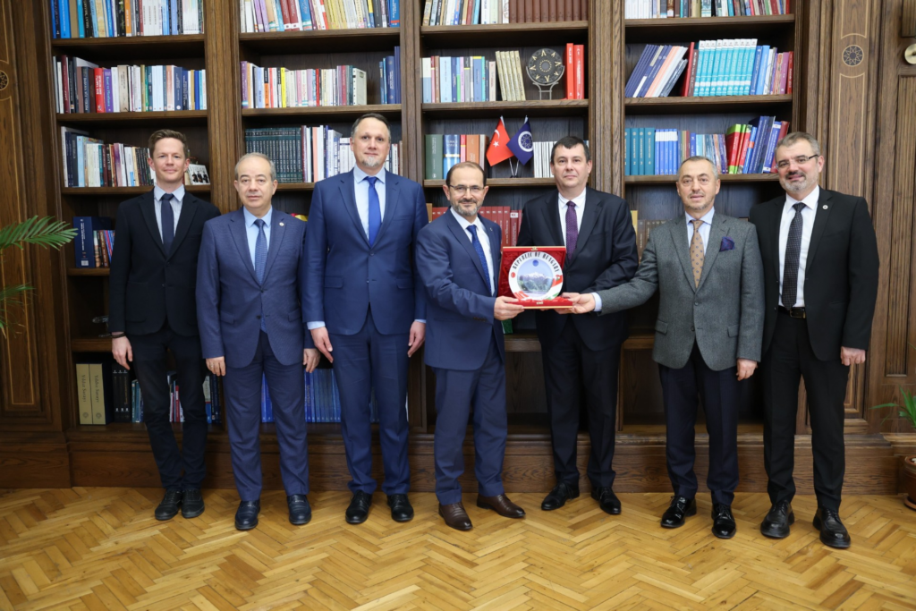 Budapeşte Teknik Üniversitesi ( BME ) ve Yıldız Teknik Üniversitesi ( YTÜ ) kardeş oldu