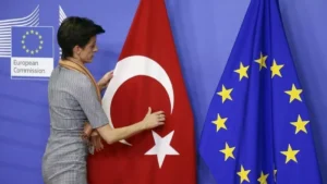 “Türk-Yunan sorunlarının diyalog yoluyla çözülmesi önemli”