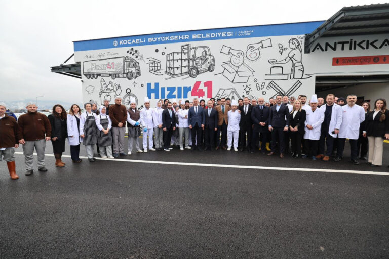 Türkiye’nin en büyük afet mutfağı hizmete alındı: Günde 22 bin ekmek üretebiliyor