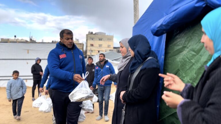 Nehirden Denize, Özgür Filistin Olsun Ramazan Gazze’ye Umut Olsun…
