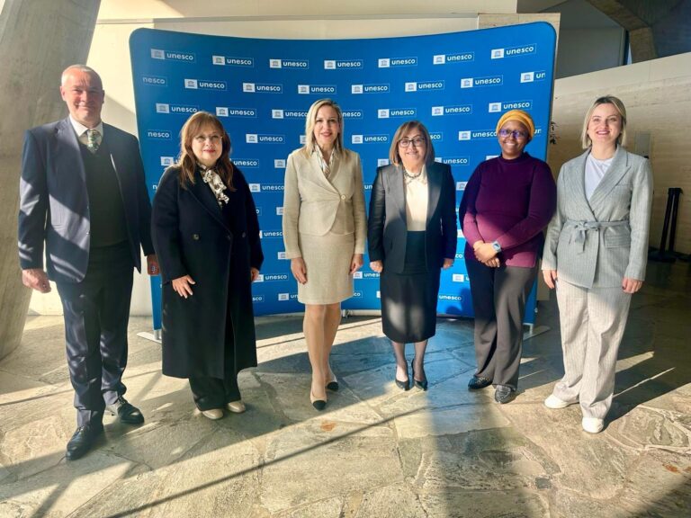 “Spor ve İstihdam Olanakları ile Engelli Kadınların ve Kız Çocuklarının Güçlenmesi” Projesi Lansman Etkinliği Paris’te Gerçekleştirildi!