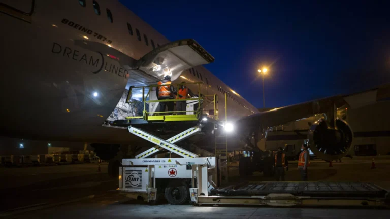 Yerel basına göre Toronto havalimanındaki uçak kazasında çok sayıda kişi yaralandı