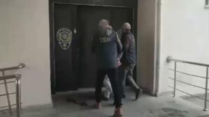 FETÖ’ye 39 ilde ‘Kıskaç’ operasyonu: 103 gözaltı